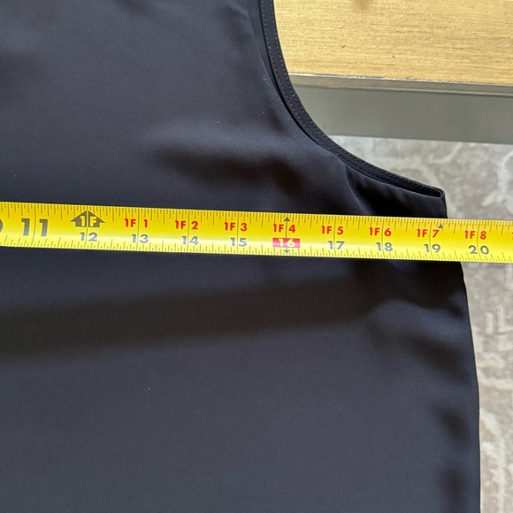 Simons Contemporaine Crepe Sleeveless Tunic Black Size Small - Picture 5 of 7